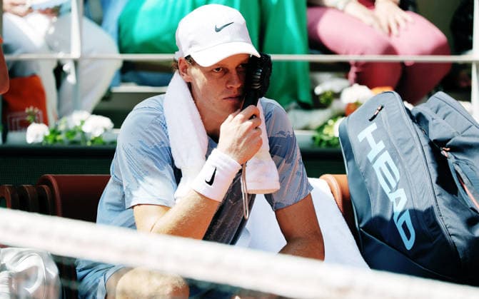 TENNIS - French Open 2026 PARIS,FRANCE,28.MAY.26 - TENNIS - ATP, Tennis Herren World Tour, French Open, Roland Garros, Grand Slam. Image shows Jannik Sinner (ITA).  GEPAxpictures xMatthiasxHauer