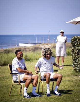 NOORDWIJK - Kenji GorrÃ and Tahith Chong of Curacao during a press conference, PK, Pressekonferenz of the Curacao national team, Nationalteam The players are preparing for the World Cup at SJC Noordwijk under the guidance of national coach Dick Advocaat. ROBIN VAN LONKHUIJSEN ANP xVIxANPxSportx xxANPxIVx 559523052 originalFilename: 559523052.jpg