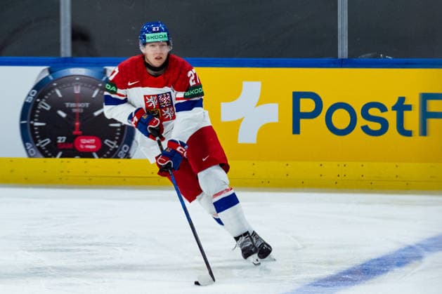 ZURICH, SWITZERLAND - MAY 28: Marek Alscher (Czechia, 27) during build-up play during the Quarter Finals - Match 57 between Finland and Czechia at the IIHF Ice hockey, Eishockey World Championship, WM, Weltmeisterschaft 2026, Swiss Life Arena on May 28, 2026 in Zurich, Switzerland. Zurich Switzerland Copyright: xTimoxSteinx