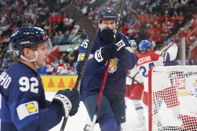 28 05 2026 Swiss Life Arena Zurich , SWITZERLAND, Mens Ice Hockey IIHF World Championship Zurich 2026 Quarterfinal FIN CZE Anton Lundell FIN after his goal to make it 2 0