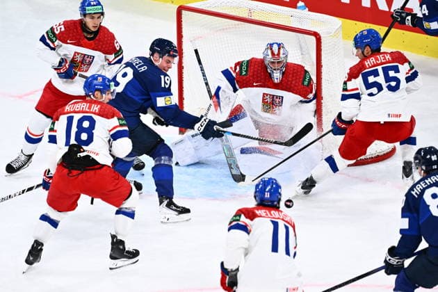 Waltteri Merela of Finland (19), goalkeeper Josef Korenar of Czech Republic and Libor Hajek of Czech Republic (55) in action during the quarterfinal match Finland vs Czech Republic at the 2026 IIHF Ice hockey, Eishockey World Championship, WM, Weltmeisterschaft on May 28, 2026, Zurich, Switzerland. (CTKxPhoto RadekxPetrasek) CTKPhotoP2026052806730  CTKPhotoP2026052806730