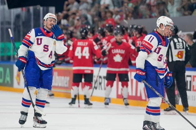 FRIBOURG, SWITZERLAND - MAY 28: Matthew Tkachuk of United States L) and Oliver Moore of United States disappointed after Canada second goal during the 2026 IIHF Ice hockey, Eishockey World Championship, WM, Weltmeisterschaft Switzerland game between Canada and USA at BCF Arena on May 28, 2026 in Fribourg, Fribourg. Fribourg BCF Arena Fribourg Switzerland *** FRIBOURG, SWITZERLAND MAY 28 Matthew Tkachuk of United States L and Oliver Moore of United States disappointed after Canada second goal during the 2026 IIHF Ice Hockey World Championship Switzerland game between Canada and USA at BCF Arena on May 28, 2026 in Fribourg, Fribourg Fribourg BCF Arena Fribourg Switzerland Copyright: xJustPictures.ch JarixPestelaccix jp-en-EuSpIm-JP6_JAR_Canada_USA_28May2026_00121