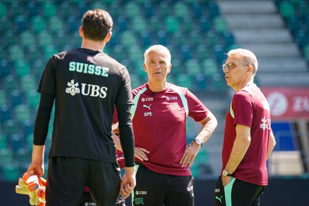 Switzerland Football Swiss national team 2026, Swiss national team training Kybunpark St Gallen Sergio Ermotti Group Chief Executive Officer, UBS Peter Knäbel Central President, Swiss Football Association Gregor Kobel Switzerland, 1 Copyright: xJOERANxSTEINSIEKx