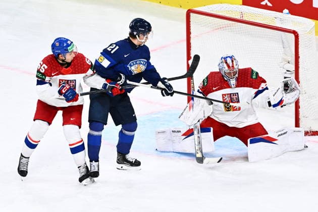 From left Tomas Cibulka of Czech Republic, Patrik Puistola of Finland and goalkeeper Josef Korenar of Czech Republic in action during the quarterfinal match Finland vs Czech Republic at the 2026 IIHF Ice hockey, Eishockey World Championship, WM, Weltmeisterschaft on May 28, 2026, Zurich, Switzerland. (CTKxPhoto RadekxPetrasek) CTKPhotoP2026052807847  CTKPhotoP2026052807847