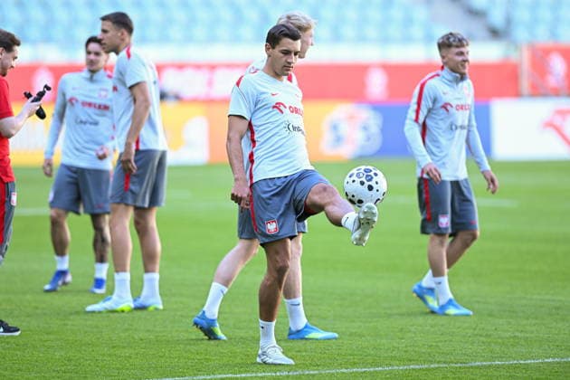 28.05.2026 Wroclaw Konferencja prasowa i trening reprezentacji Polski w pilce noÅ¼nej - press conference, PK, Pressekonferenz and of the Poland national football team and training session during the national camp. Persons shown: Jakub Kiwior fot. Antoni Dec Arena Akcji NEWSPIX.PL --- newspix.pl POLAND OUT! 