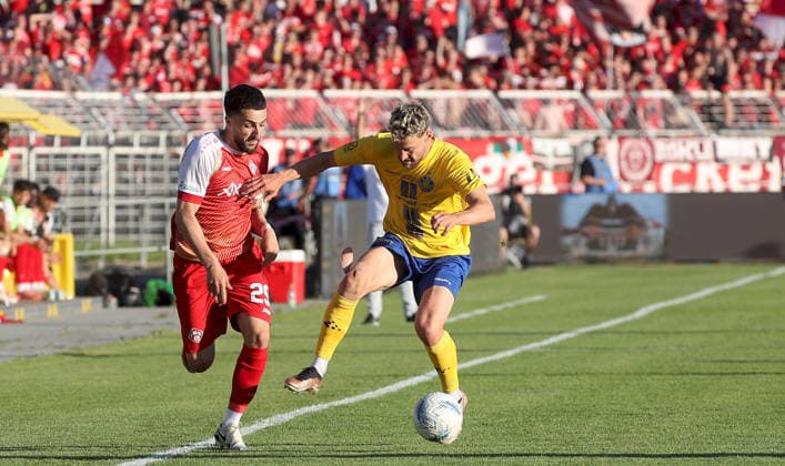 28 05 2026, xfsx, Men, Football, Season 2025 2026, Promotion matches to 3 League, Play Offs 1 FC Lokomtive Leipzig FC Wuerzburger Kickers v li Dion Berisha FC Wuerzburger Kickers , David Groezinger 1 FC Lokomotive Leipzig Leipzig Bruno Plache Stadion Sachsen Germany