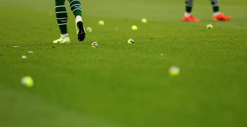 International Friendly, Länderspiel, Nationalmannschaft Aviva Stadium, Dublin 28 5 2026 Republic of Ireland vs Qatar A view of tennis balls featuring the Palestinian flag that was thrown on to the pitch A view of tennis balls featuring the Palestinian flag that was thrown on to the pitch 28 5 2026  Copyright: x INPHO RyanxByrnex RB1_6074