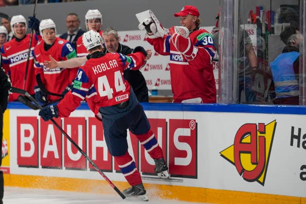 FRIBOURG, SWITZERLAND MAY 28 Tinus Luc Koblar of Norway celebrates his goal during the 2026 IIHF Ice Hockey World Championship Switzerland game between Norway and Latvia at BCF Arena on May 28, 2026 in Fribourg, Fribourg Fribourg BCF Arena Fribourg Switzerland Copyright: xJustPictures.ch JarixPestelaccix jp-en-EuSpIm-JP6_JAR_Norway_Latvia_28May2026_00056