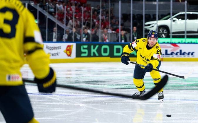260528 Erik Brännström of Sweden during the 2026 IIHF Ice Hockey World Championship quarterfinal match between Switzerland and Sweden on May 28, 2026 in Zürich Photo Jesper Zerman BILDBYRAN kod JZ JZ0733 ishockey ice hockey ishockey vm 2026 vm 2026 iihf world championship kvartsfinal quarterfinal quarterfinals switzerland schweiz sverige sweden bbeng  Copyright: JESPERxZERMAN BB260528JZ149