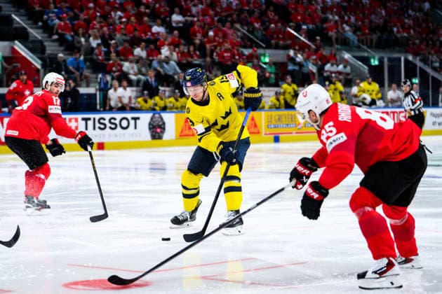 260528 Lucas Raymond of Sweden during the 2026 IIHF Ice Hockey World Championship quarterfinal match between Switzerland and Sweden on May 28, 2026 in Zürich Photo Jesper Zerman BILDBYRAN kod JZ JZ0733 ishockey ice hockey ishockey vm 2026 vm 2026 iihf world championship kvartsfinal quarterfinal quarterfinals switzerland schweiz sverige sweden bbeng  Copyright: JESPERxZERMAN BB260528JZ150