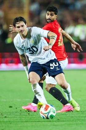 EGYPT, CAIRO - MAY 28, 2026: Russia s Ilya Vakhaniya (L) and Egypt s Ibrahim Adel fight for the ball in a friendly football match between Egypt and Russia at the Cairo International Stadium Friendly Football Match: Egypt Vs Russia  - ZUMAt113 20260528_zaa_t113_911 Copyright: xPeterxKovalevx