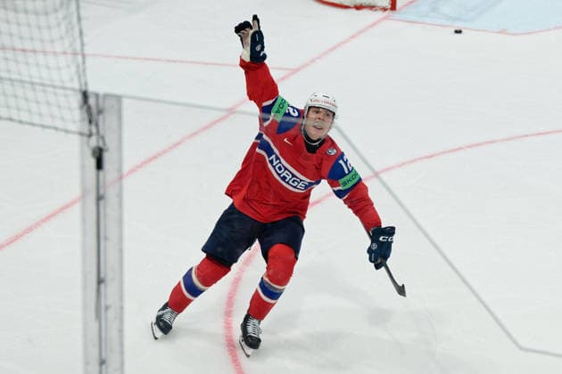 Fribourg, Switzerland - May 28 : Noah Steen of Norway celebrates after scoring his team s second goal during the 2026 IIHF Ice hockey, Eishockey World Championship, WM, Weltmeisterschaft Switzerland Quarter Final match between Norway and Latvia at BCF Arena on May 28 , 2026 in Fribourg, Switzerland.  Copyright: xGiuseppexVelletrix Sportspressphoto_SPR156393