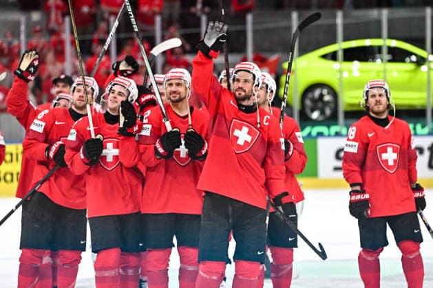 ZURICH, SWITZERLAND MAY 28 Roman Josi of Switzerland and the swiss team celebrate the victory during the 2026 IIHF Ice Hockey World Championship Switzerland game between Switzerland and Sweden at Swiss Life Arena on May 28, 2026 in Zurich, Zurich Zurich Swiss Life Arena Zurich Switzerland Copyright: xJustPictures.ch AndreaxBrancax jp-en-EuSpIm-JP7_ANB_FinCze_28052026_3177