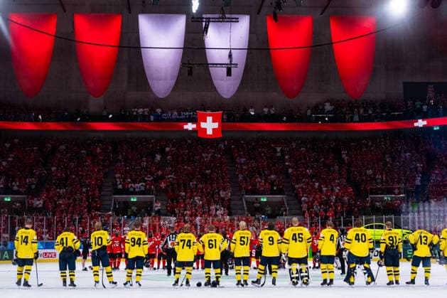 ZURICH, SWITZERLAND - MAY 28: Winning Ceremony after the Quarter Finals - Match 59 between Switzerland and Sweden at the IIHF Ice hockey, Eishockey World Championship, WM, Weltmeisterschaft 2026, Swiss Life Arena on May 28, 2026 in Zurich, Switzerland. Zurich Switzerland Copyright: xTimoxSteinx
