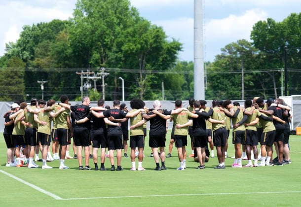 May 28, 2026, Charlotte, Nc, UNITED STATES: Canada s mens national team, Nationalteam huddle during team Canada World Cup roster selection camp in Charlotte, NC on Thursday, May 28, 2026. Canada News - May 28, 2026  - ZUMAc35_ 20260528_zaf_c35_092 Copyright: xNathanxDenettex