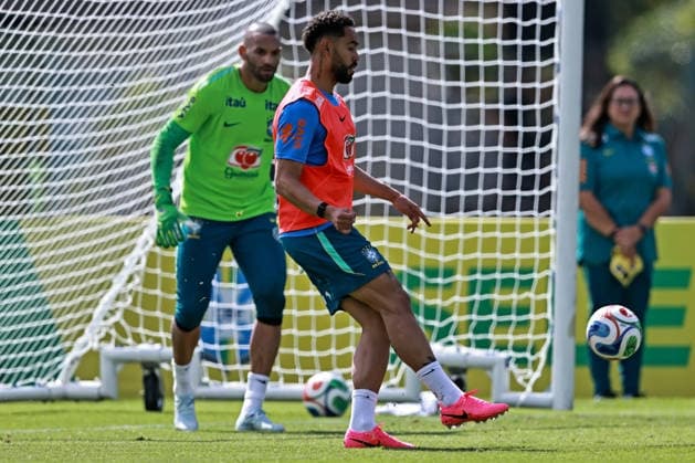 28th May 2026; Teresopolis, Brazil: Matheus Cunha of Brazil passes the ball during a training session at the Granja Comary training center in Teresopolis, Rio de Janeiro, Brazil, on May 28, 2026, ahead of the FIFA World Cup, WM, Weltmeisterschaft, Fussball 2026 HeulerxAndrey