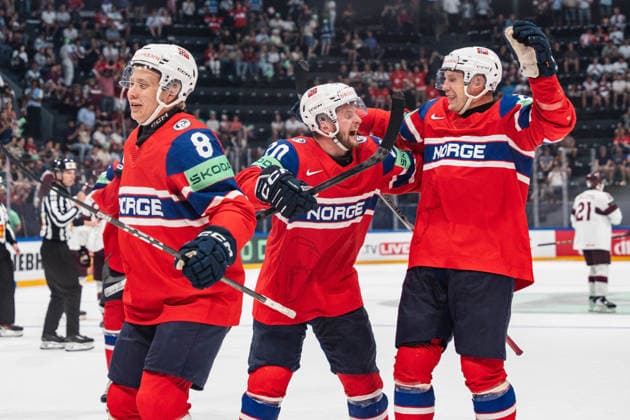 FRIBOURG, FRIBOURG - MAY 28: Norway players celebrate the victory following the 2026 IIHF World Championship, WM, Weltmeisterschaft match between Norway and Latvia at BCF Arena on May 28, 2026 in Fribourg, Fribourg, Switzerland.  Copyright: xLivioxBaeriswylx xSPPx Sportspressphoto_SPR156451