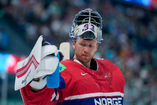 FRIBOURG, SWITZERLAND MAY 28 goalkeeper Henrik Haukeland of Norway during the 2026 IIHF Ice Hockey World Championship Switzerland game between Norway and Latvia at BCF Arena on May 28, 2026 in Fribourg, Fribourg Fribourg BCF Arena Fribourg Switzerland Copyright: xJustPictures.ch JarixPestelaccix jp-en-EuSpIm-JP6_JAR_Norway_Latvia_28May2026_00203