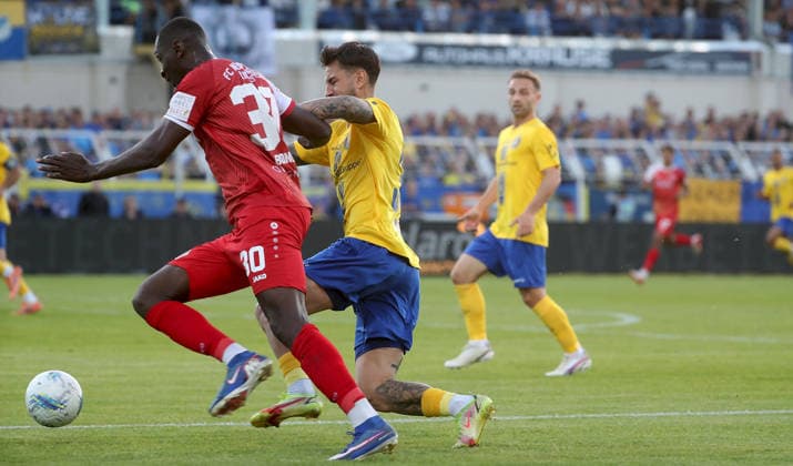 28 05 2026, xfsx, Men, Football, Season 2025 2026, Promotion matches to 3 League, Play Offs 1 FC Lokomtive Leipzig FC Wuerzburger Kickers v li Tarsis Bonga FC Wuerzburger Kickers , Filip Kusic 1 FC Lokomotive Leipzig Leipzig Bruno Plache Stadion Sachsen Germany