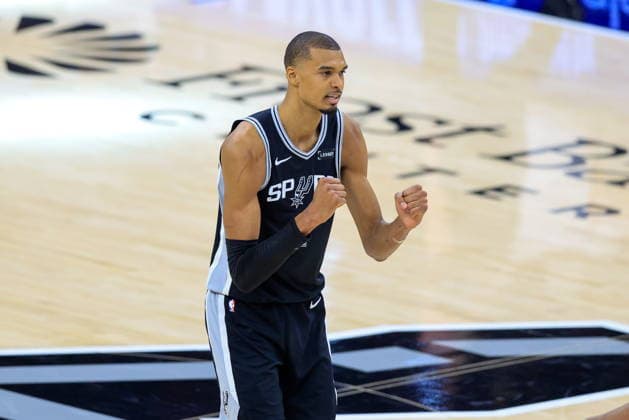 NBA, Basketball Herren, USA West Conference Finals Game 6 - Oklahoma City Thunder at San Antonio Spurs San Antonio Spurs forward Victor Wembanyama reacts after making a shot during Game 6 of the NBA West Conference Finals between the San Antonio Spurs and Oklahoma City Thunder in San Antonio, Texas, USA, 28 May 2026. San Antonio United States  Copyright: xADAMxDAVISx