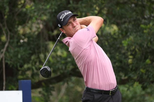 FORT WORTH, TX - MAY 28: Justin Thomas (USA) hits from the 9th tee during the Charles Schwab Challenge on May 28, 2026 at Colonial Country Club in Fort Worth, TX. (Photo by George Walker Icon Sportswire) GOLF: MAY 28 PGA, Golf Herren Charles Schwab Challenge EDITORIAL USE ONLY Icon26052801