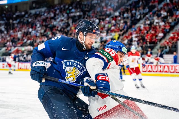 xxkeikkaxx 20260528 Swiss Life Arena, Zurich, Switzerland. IIHF Ice hockey, Eishockey World Championships Quarterfinal match Finland vs Czechia Aleksander Barkov (16) of Team Finland Tomas Cibulka (65) of Team Czechia Photo by Pasi Suokko All Over Press  1.06237122