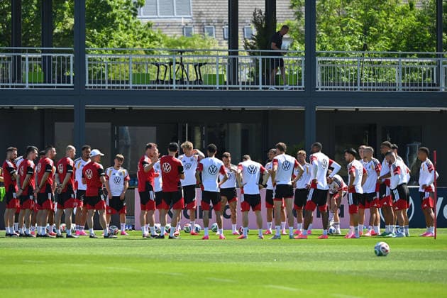 National coach Julian NAGELSMANN GER speaks to his players,Speech German national football team,World Cup preparation, training camp in Herzogenaurach on 28 05 2026