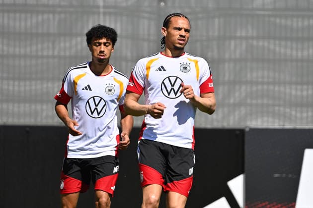 Leroy SANE GER , hi li Nathaniel BROWN GER German national football team, World Cup preparation, training camp in Herzogenaurach on 28 05 2026