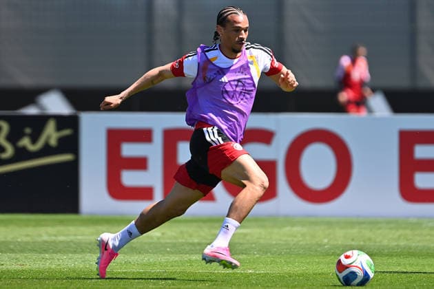 Leroy SANE GER on the ball,action,single action,single image,cropped image,full body shot,whole figure German national soccer team,World Cup preparation, training camp in Herzogenaurach on 28 05 2026