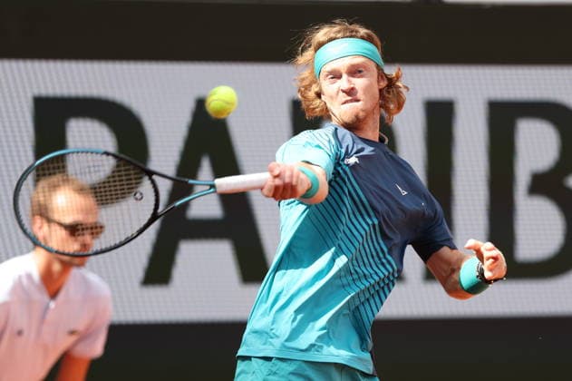 ROLAND GARROS 2026 Thierry Larret MAXPPP - PARIS (75) 29 05 2026 Thierry Larret Maxppp. Tennis. Roland Garros 2026. Internationaux de France de tennis. Stade Roland Garros, Paris (75). Le 29 Mai. Court Suzanne LENGLENN : Nuno BORGES (POR) vs Andrey RUBLEV (RUS). PARIS (75) STADE ROLAND GARROS PARIS ILE DE FRANCE FRANCE  Copyright: xMAXPPPxThierryxLarretx TLR202605298815 TLR202605298815