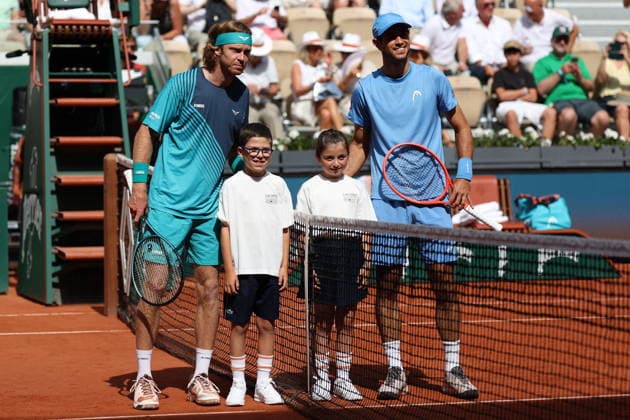 ROLAND GARROS 2026 Thierry Larret MAXPPP - PARIS (75) 29 05 2026 Thierry Larret Maxppp. Tennis. Roland Garros 2026. Internationaux de France de tennis. Stade Roland Garros, Paris (75). Le 29 Mai. Court Suzanne LENGLENN : Nuno BORGES (POR) vs Andrey RUBLEV (RUS). PARIS (75) STADE ROLAND GARROS PARIS ILE DE FRANCE FRANCE  Copyright: xMAXPPPxThierryxLarretx TLR202605298816 TLR202605298816