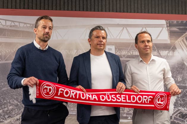 from left Bjoern Borgerding Fortuna Duesseldorf, Chairman of the Supervisory Board , Samir Arabi Fortuna Duesseldorf, Chief Sports Officer and Sebastian Fuchs Fortuna Duesseldorf, Deputy Chairman after the press conference Fortuna Duesseldorf, Presentation of the new Chief Sports Officer, 3 Liga, Football, Season 2026 2027, 28 05 2026 Press conference Fortuna Duesseldorf, 3 Liga, Season 2025 2026, 29 05 2026 Duesseldorf Copyright: xEibner-Pressefoto ThomasxHaeslerx EP_THR