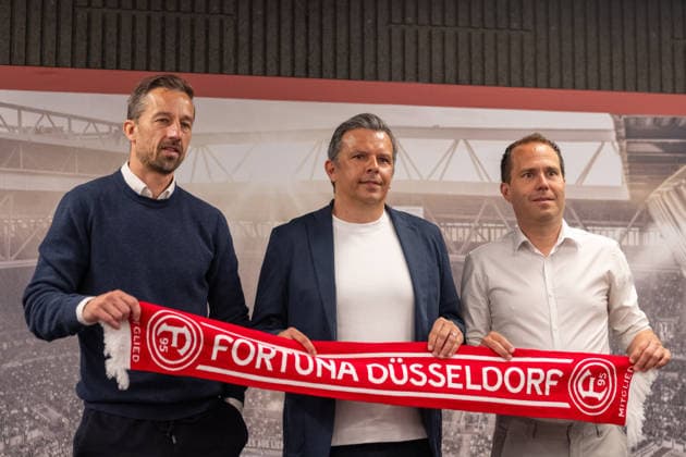 from left Bjoern Borgerding Fortuna Duesseldorf, Chairman of the Supervisory Board , Samir Arabi Fortuna Duesseldorf, Chief Sports Officer and Sebastian Fuchs Fortuna Duesseldorf, Deputy Chairman after the press conference Fortuna Duesseldorf, Presentation of the new Chief Sports Officer, 3 Liga, Football, Season 2026 2027, 28 05 2026 Press conference Fortuna Duesseldorf, 3 Liga, Season 2025 2026, 29 05 2026 Duesseldorf Copyright: xEibner-Pressefoto ThomasxHaeslerx EP_THR