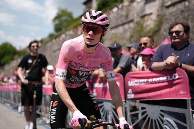 enmark™s Jonas Vingegaard Hansen of Team Visma Lease A Bike during Stage 19 of the Giro d™Italia, from Feltre to Alleghe, Italy, Friday, May 29, 2026.  Copyright: xMassimoxPaolone LaPressex
