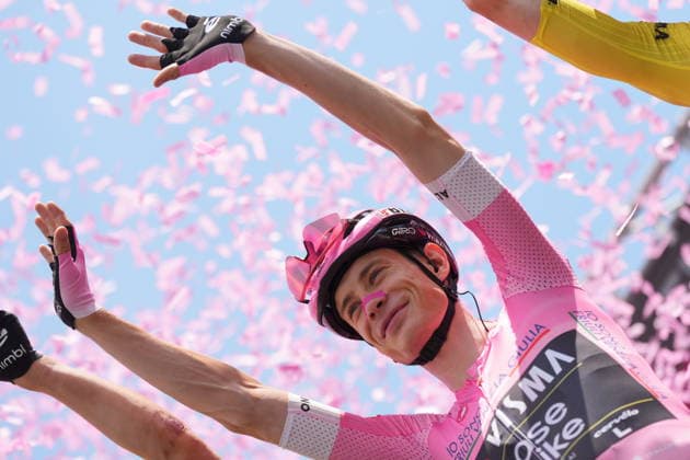 Denmark™s Jonas Vingegaard Hansen of Team Visma Lease A Bike pink jersey during Stage 19 of the Giro d™Italia from Feltre to Alleghe (Piani di Pezze ) Italy, Friday May 29, 2026  Copyright: xSimonexSpada LaPressex