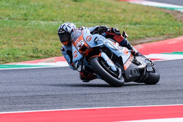 MotoGP GP7 Brembo Grand Prix of Italy Free Practice Mugello Circuit 29 05 2026 Raul Fernandez of Spain and Trackhouse MotoGP Team seen during MotoGP GP7 Brembo Grand Prix of Italy Free Practice at Mugello Circuit in Scarperia e San Piero, Italy Copyright: xBEAUTIFULxSPORTS Carabellix