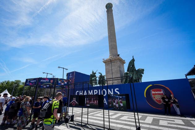 MD-1 Fan Festival - UEFA Champions League Final 2026 General view of the square during the MD-1 Fan Festival - UEFA Champions League Final 2026 at Heroes™ Square ahead the UEFA Champions League Final match between Paris Saint-Germain FC and Arsenal FC at Puskas Arena on May 29, 2026 in Budapest, Hungary Budapest Heroes Square Hungary Hungary Copyright: xGiuseppexMaffiax 260529_UCL_ChampionsVillage_GM_06342