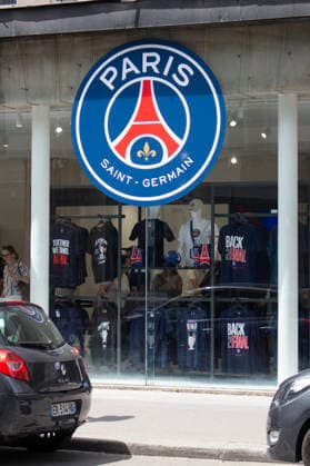 Illustration du pop up store éphémère à Paris (1er) du Paris-Saint-Germain, à l occasion de la finale de la Ligue des champions (PSG vs Arsenal), le 29 mai 2026. Son ouverture est prévue du 27 au 31 mai 2026. Lou-Line Cottard Bestimage Illustration of the Paris Saint-Germain pop-up store in Paris (1st arrondissement), on the occasion of the Champions League final (PSG vs Arsenal), on May 29, 2026. Its opening is scheduled from May 27 to 31, 2026. Paris France  Copyright: xLou-LinexCottardx xBestimagexLou-LinexCottardx xBestimagex