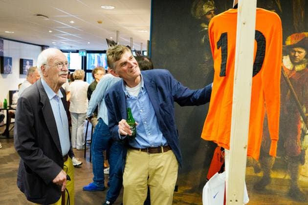 ZEIST , 29-05-2026 , Kick uitgevers , Book presentation het Oranjeshirt , A group of collectors and journalists documented the complete history of the Dutch national team, Nationalteam in words and images, from the first national selection in 1894 to the present day. Book presentation het Oranjeshirt  x204033248x Copyright: