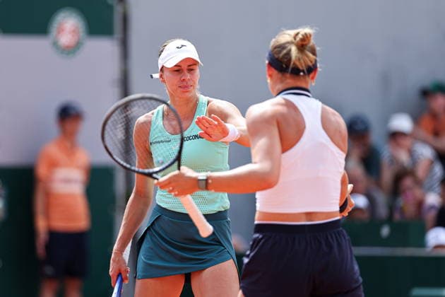 2026.05.29 Paryz Tenis French Open Roland Garros 2026 Magda Linette, Yuliia Starodubtseva - Elsa Jacquemot, Tiantsoa Rakotomanga Rajaonah N z Magda Linette Foto Pawel Andrachiewicz PressFocus 2026.05.29 Paris Tennis - French Open Roland Garros 2026 Magda Linette, Yuliia Starodubtseva - Elsa Jacquemot, Tiantsoa Rakotomanga Rajaonah Magda Linette Credit: Pawel Andrachiewicz PressFocus NEWSPIX.PL --- newspix.pl POLAND OUT! 