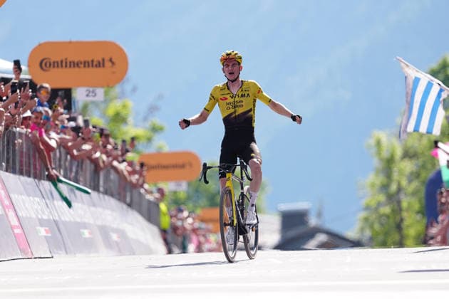 United States™ Sepp Kuss of Team Visma Lease A Bike stage winner during Stage 19 of the Giro d™Italia from Feltre to Alleghe (Piani di Pezze ) Italy, Friday May 29, 2026  Copyright: xGianxMattiaxD Alberto LaPressex