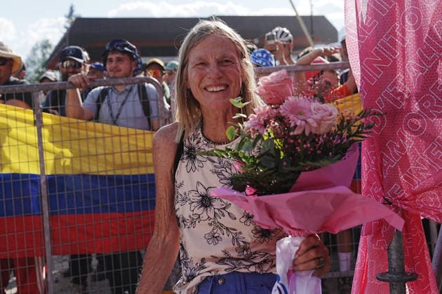 mum of United States™ Sepp Kuss of Team Visma Lease A Bike stage winner during Stage 19 of the Giro d™Italia from Feltre to Alleghe (Piani di Pezze ) Italy, Friday May 29, 2026  Copyright: xGianxMattiaxD Alberto LaPressex
