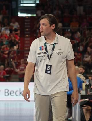 29 05 2026 Handball 1 Bundesliga DAIKIN HBL Season 2025 2026 33 Matchday HC Erlangen Metropolitan Region Nuremberg HCE Bergischer HC DaMa xdaxmax Johannes Sellin Coach HC Erlangen HCE thoughtful disappointed disappointment
