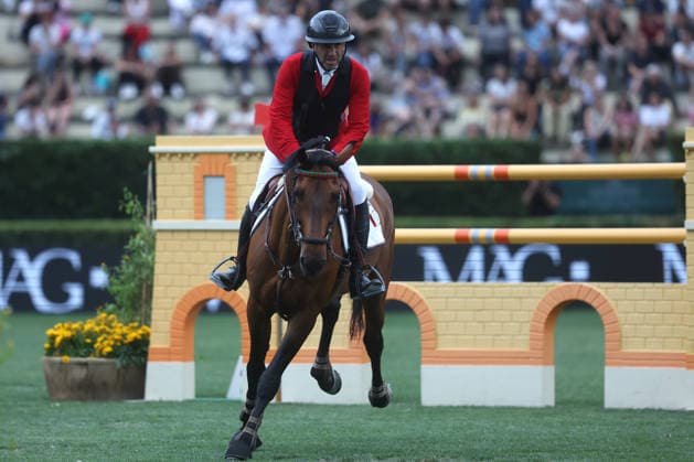 IPA85165129 - Rome, May 29, 2027: The Mexican team with Patricio Pasquel on the horse Chakkalou ps wins the trophy during the great international spectacle in PREMIO N. 5 - COPPA DELLE NAZIONI INTESA SANPAOLO, a two-heat category h. 160, among the most anticipated moments of the equestrian competition. The best international riders and teams compete on a technical and spectacular course for a total prize money of 220,000 euros, valid as 1st LR GPQ heats.  Copyright: xmarcoxiacobuccix xmarcoxiacobuccix 85165129
