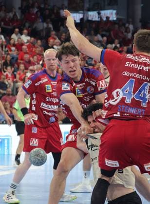 29 05 2026 Handball 1 Bundesliga DAIKIN HBL Season 2025 2026 33 Matchday HC Erlangen Metropolregion Nuremberg HCE Bergischer HC DaMa xdaxmax Florian Scheerer 10, HC Erlangen HCE Eloy Morante Maldonado 33, Bergischer HC Christoph Steinert 44, HC Erlangen HCE