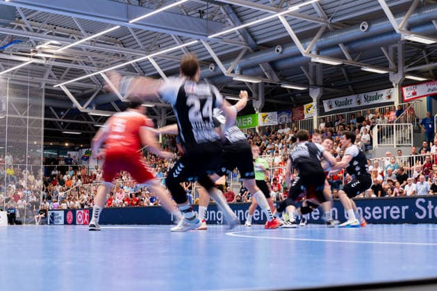 29 05 2026, 33 Matchday of 2 Handball Bundesliga, TuSEM Essen HSG Nordhorn Lingen Players in duel Essen Am Hallo NRW Germany xRHR PHOTO DEx Copyright: DennisxEwert RHR-FOTOx RHR-FOTO DE