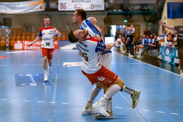 Csaba Leimeter HBW Balingen Weilstetten, 55 fouled by Fynn Gonschor Dessau Rosslauer HV 06, 03 , Dessau Rosslauer HV 06 vs HBW Balingen Weilstetten, Handball, 2 Bundesliga, 33 Matchday, Season 2025 26, 29 05 2026, Dessau Rosslauer HV 06 vs HBW Balingen Weilstetten, Handball, 2 Bundesliga, 33 Matchday, Season 2025 26, 29 05 2026 Dessau Rosslau Copyright: xEibner-Pressefoto LauraxRoemerx EP_LRR