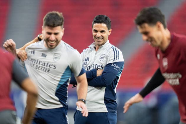 Arsenal FC Training Session - MD-1 UEFA Champions League Final Mikel Arteta Head Coach of Arsenal FC looks on during the Arsenal FC Training Session ahead the UEFA Champions League Final match between Paris Saint-Germain Fc and Arsenal FC at Puskas Arena on May 29, 2026 in Budapest, Hungary Budapest Puskas Arena Hungary Hungary Copyright: xGiuseppexMaffiax 260529_UCL_Arsenal_TrainingSession_GM_03388