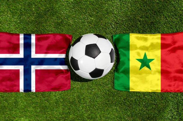 May 22, 2026: PHOTO MONTAGE, 2026 FIFA World Cup, WM, Weltmeisterschaft, Fussball National flags of Norway and Senegal with a soccer ball on the field. Stock image for the group stage match on June 23 at the 2026 FIFA World Cup *** FOTOMONTAGE, Fußball-Weltmeisterschaft 2026: Nationalflaggen von Norwegen und Senegal mit Fußball auf Rasen. Symbolbild zum WM-Gruppenspiel am 23 Juni bei der FIFA Fussball-Weltmeisterschaft 2026