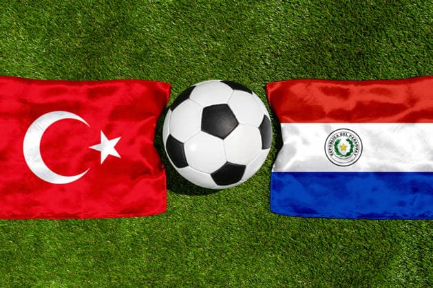 May 22, 2026: PHOTO MONTAGE, 2026 FIFA World Cup, WM, Weltmeisterschaft, Fussball National flags of Turkey and the Netherlands with a soccer ball on the field. Illustrative image for the group stage match on June 20 at the 2026 FIFA World Cup *** FOTOMONTAGE, Fußball-Weltmeisterschaft 2026: Nationalflaggen von Türkei und Niederlande mit Fußball auf Rasen. Symbolbild zum WM-Gruppenspiel am 20 Juni bei der FIFA Fussball-Weltmeisterschaft 2026
